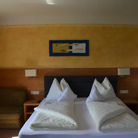 Zimmervermietung Groberhof Guest house Schenna